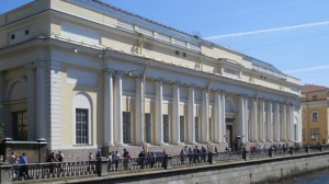 Корпус Бенуа 4b4b87d1d29e0b3077107e09acbd6319